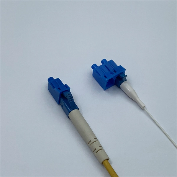 Free Swiss quote for QSFP optical core router