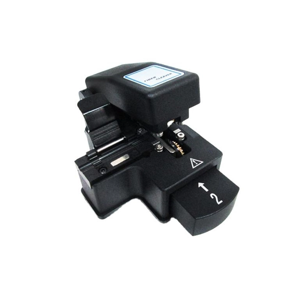 How to connect the safety grounding wire of the distribution box